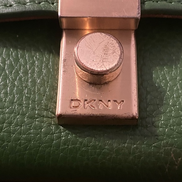 DKNY Green Leather Wallet - Picture 2 of 9